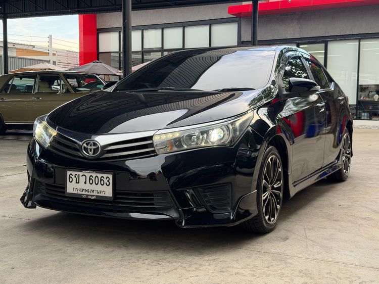 รถ Toyota Corolla Altis 1.8 Sport สี ดำ