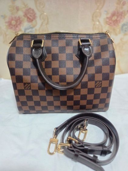 LV 25 งานหนังแท้ตู้ US 