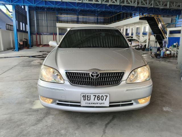 รถ Toyota Camry 2.4 G สี บรอนซ์เงิน