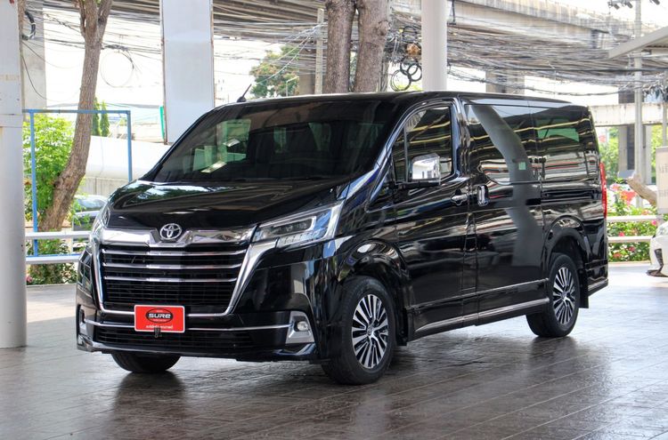 รถ Toyota Majesty 2.8 Premium สี ดำ