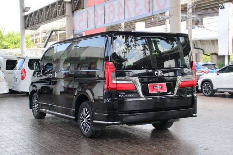 Toyota Majesty 2020 2.8 Premium Van ดีเซล ไม่ติดแก๊ส เกียร์อัตโนมัติ ดำ รูปที่ 4