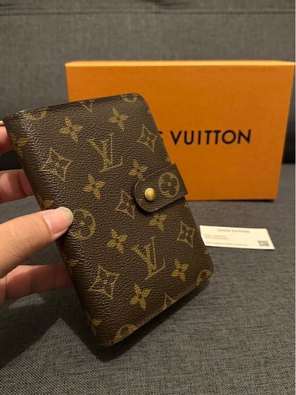 กระเป๋าตัง Lv รูปที่ 2