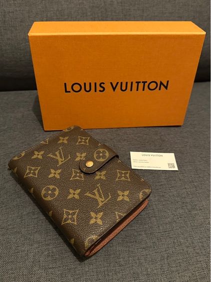 กระเป๋าตัง Lv