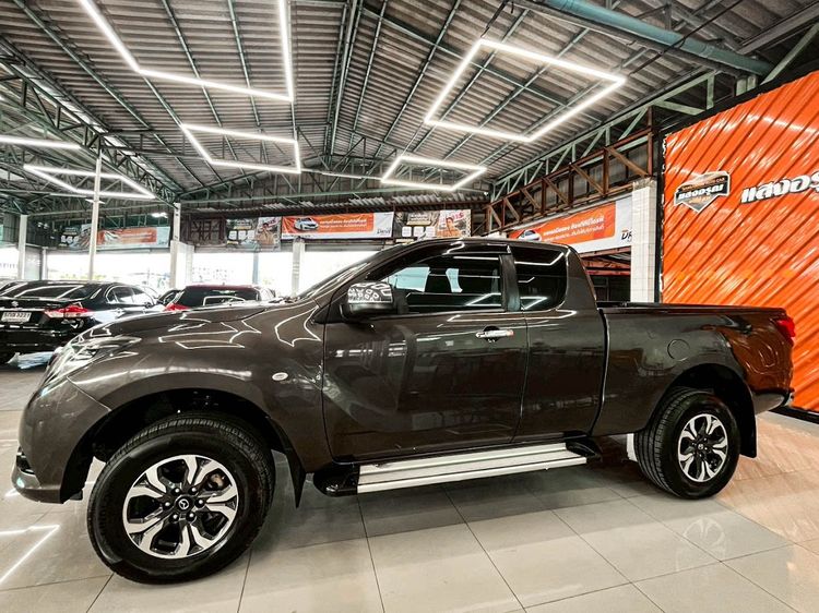 Mazda BT-50 Pro 2018 2.2 Hi-Racer Pickup ดีเซล ไม่ติดแก๊ส เกียร์ธรรมดา น้ำตาล รูปที่ 4