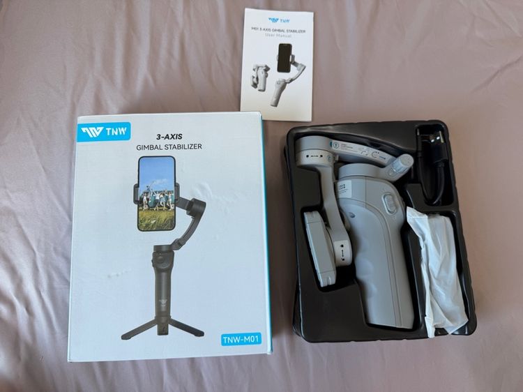 ไม้ GIMBAL TNW กันสั่นแบบ 3 แกน พับได้ มีไฟ led มี Al การ ติดตามอิจฉริยะ สั่งงานด้วยมือได้ ใช้ได้ทั้ง ios, android 