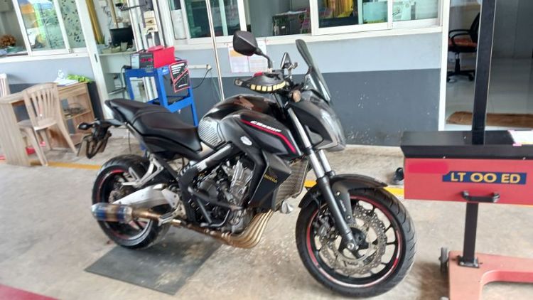 Honda CB650F 2014 ขายบิ๊คไบค์สภาพดีปีไกลไมล์น้อย