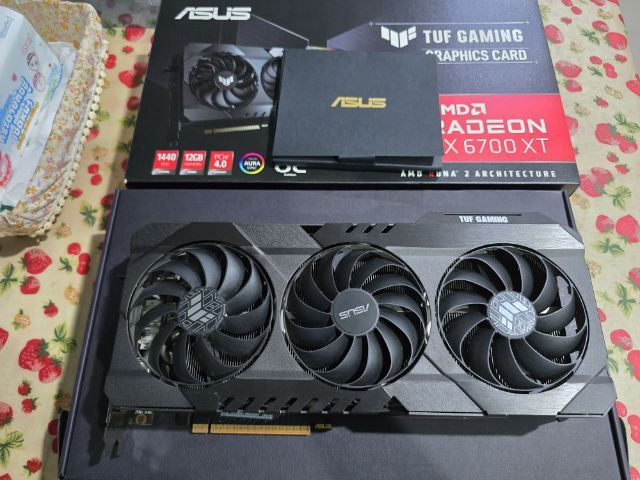 การ์ดจอมือสอง ASUS RX 6700XT 12GB ( OC edition )
สภาพสวยครับ อุปกรณ์ครบกล่อง ประกันหมด ราคา 6900 บาทครับ ดูของรับของ บางนา, ลาดกระบัง