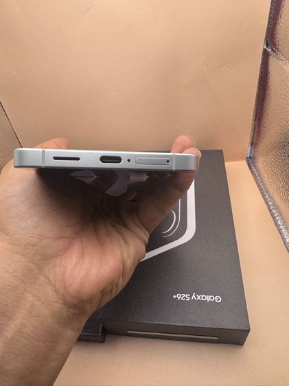 ขาย Samsung s26plus ram12 rom256g มีตำหนิที่บอดี้ที่มุม ตามรูป ไม่ล็อครายเดือน ใช้งานปกติ อุปกรณ์ครบกล่อง หมดประกัน ราคา 24900 บาท รูปที่ 10