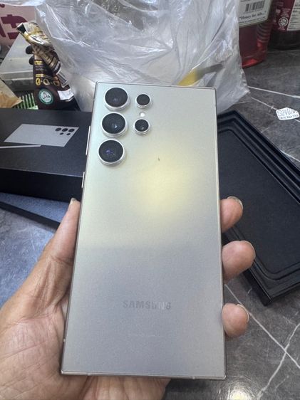 ขาย Samsung s24 ultra  ram12 rom256g ไม่มีรอย ไม่มีตำหนิ ใช้งานปกติ ไม่เคยซ่อม จอไม่เบริน์ นัดรับ กทม ราคา 18900 บาท