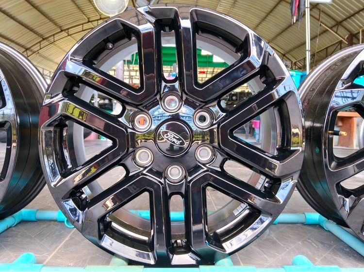 แม็กฟอร์ดป้ายแดง ขอบ17 กว้าง7.5 et55 ใส่ ranger everest รูปที่ 3