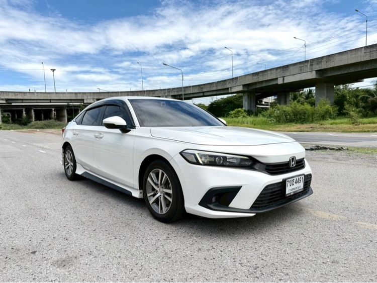 รถ Honda Civic 1.5 EL+ สี ขาว