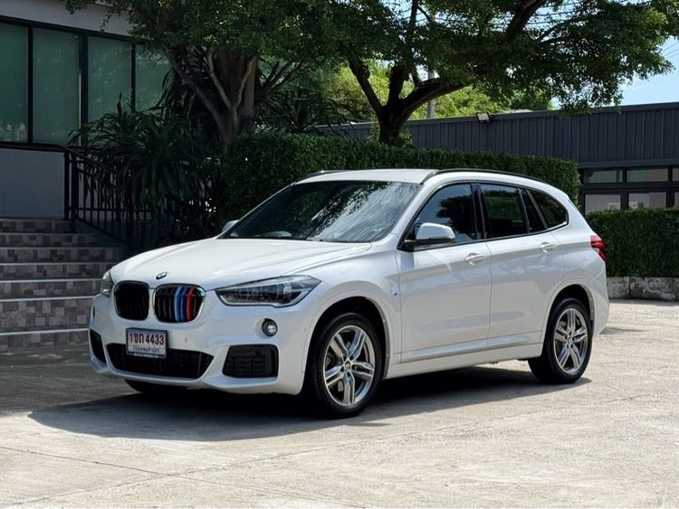 BMW X1 2020 2.0 sDrive20d M Sport Utility-car ดีเซล ไม่ติดแก๊ส เกียร์อัตโนมัติ ขาว รูปที่ 4