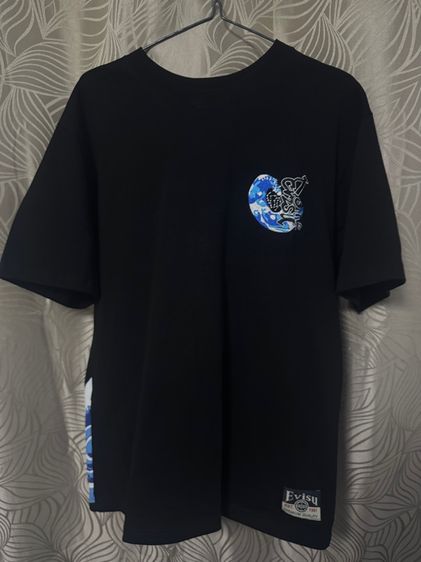 L เสื้อยืดสีดำ Evisu