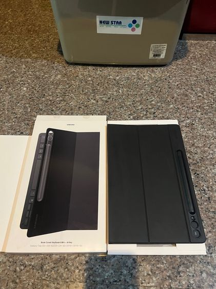 ขายBook Cover KeyBoard TabS9Plusและ10Plusของแท้มีกล่องสภาพสวยมากๆๆใช้งานดีทุกๆฟังชั่นถูกมากกกก