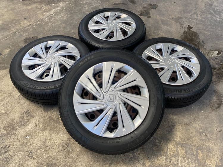 ✨ล้อกระทะ 4รู100✨Honda ขอบ 15 แถมยาง 175-65-15 Michelin ปี 21