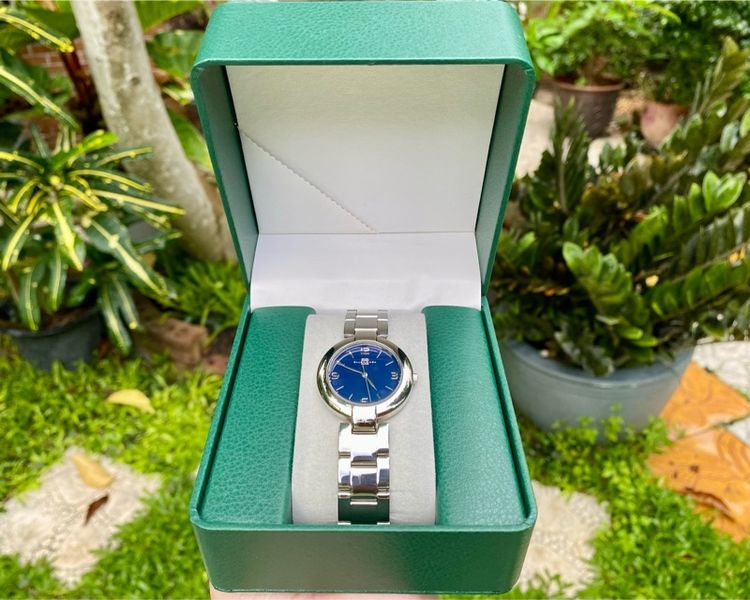 น้ำเงิน นาฬิกาBalenciaga Vintage Watch Paris (Swiss made)