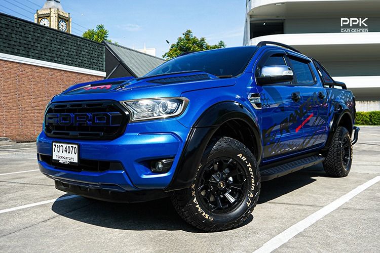 รถ Ford Ranger 2.2 Hi-Rider XLT สี น้ำเงิน