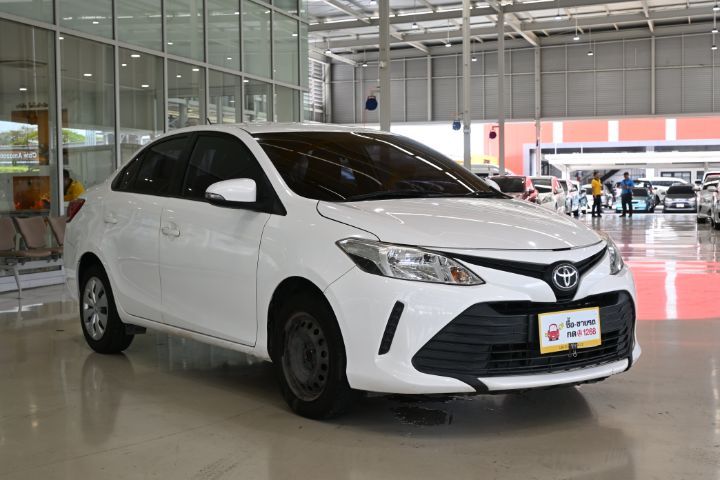 Toyota Vios 2017 1.5 J Sedan เบนซิน ไม่ติดแก๊ส เกียร์อัตโนมัติ ขาว รูปที่ 2