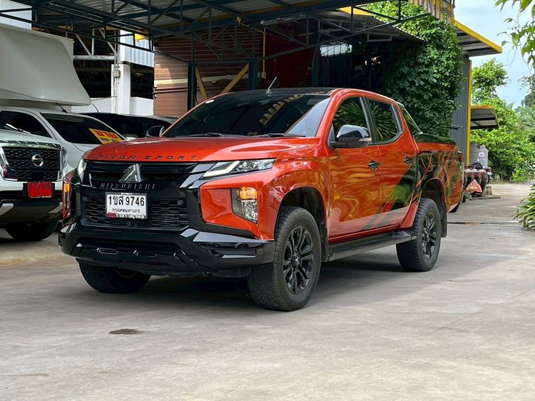 รถ Mitsubishi Triton 2.4 GT Plus ATHLETE สี ส้ม