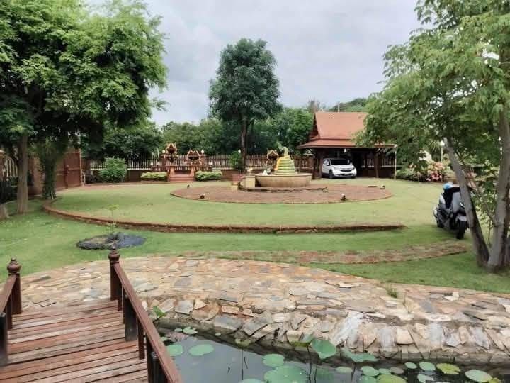 อื่นๆ มีบางส่วน สร้างเสร็จก่อน 2010 บ้านทรงไทย จังหวัดกาญจนบุรี รูปที่ 4