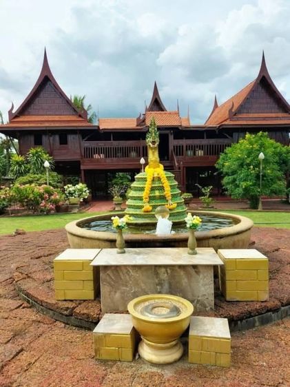 อื่นๆ มีบางส่วน สร้างเสร็จก่อน 2010 บ้านทรงไทย จังหวัดกาญจนบุรี รูปที่ 3