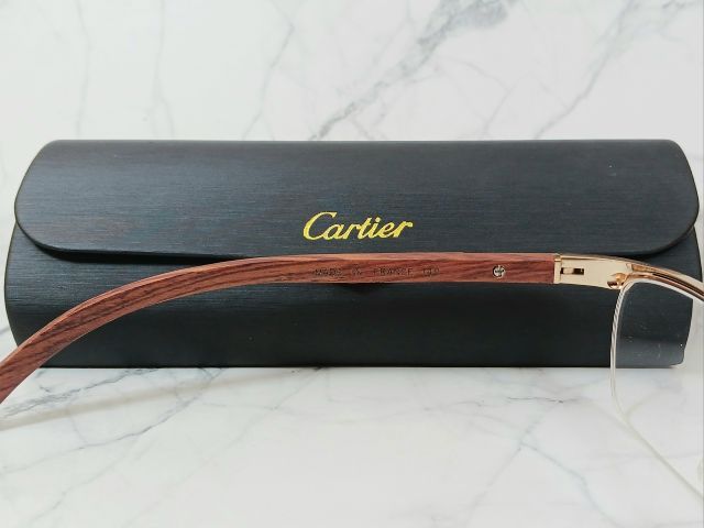 กรอบแว่นตา Cartier รูปที่ 9