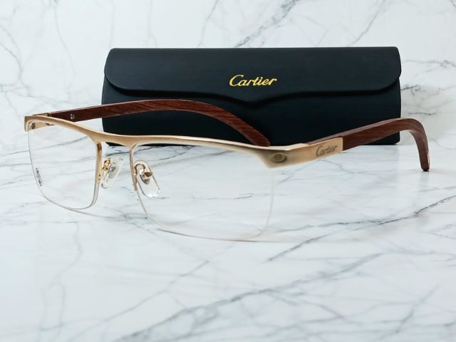 กรอบแว่นตา Cartier รูปที่ 2