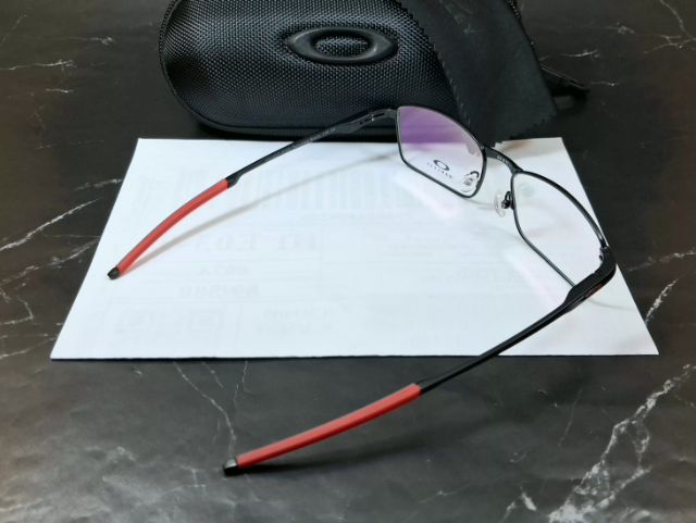 กรอบแว่นตา Oakley รูปที่ 6