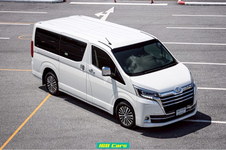 รถ Toyota Majesty 2.8 Premium สี ขาว