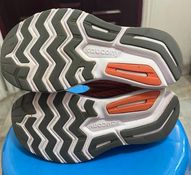 ขายถูก Saucony Ride13 size 38/240cm สภาพสวย นุ่ม เบาใส่สบาย ของแท้ 100% รูปที่ 8