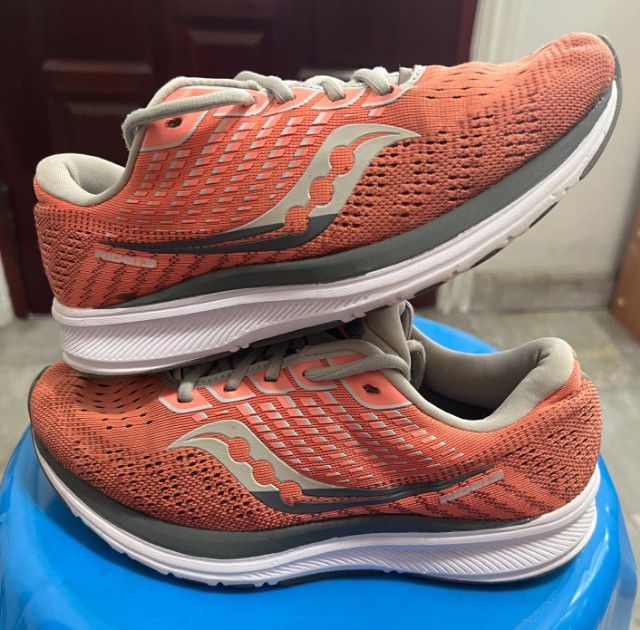 ขายถูก Saucony Ride13 size 38/240cm สภาพสวย นุ่ม เบาใส่สบาย ของแท้ 100% รูปที่ 3