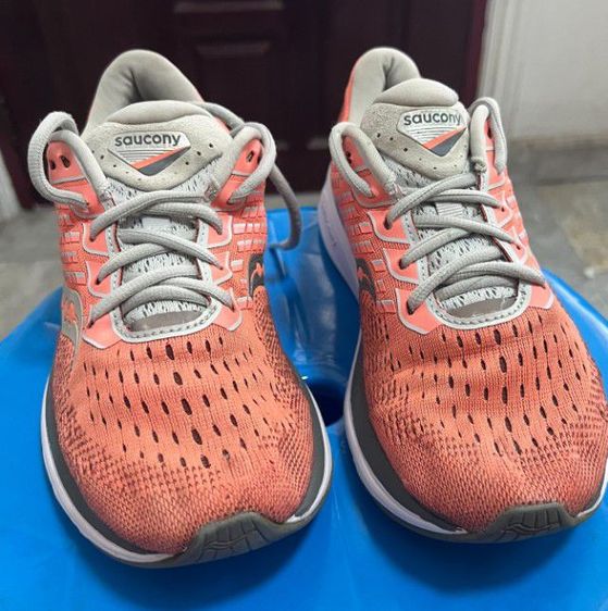ขายถูก Saucony Ride13 size 38/240cm สภาพสวย นุ่ม เบาใส่สบาย ของแท้ 100% รูปที่ 2