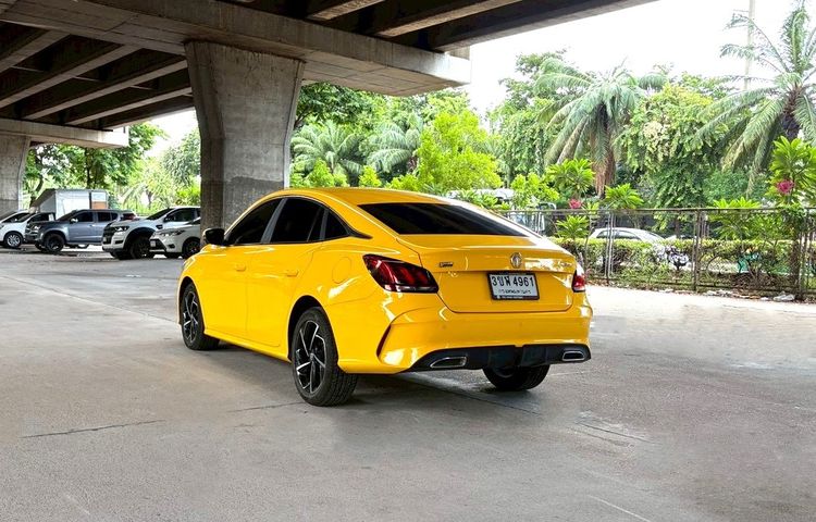 MG MG5 2023 1.5 D+ Sedan เบนซิน ไม่ติดแก๊ส เกียร์อัตโนมัติ เหลือง รูปที่ 4