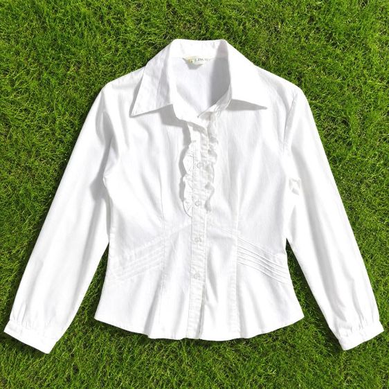 เสื้อแฟชั่นมือสอง