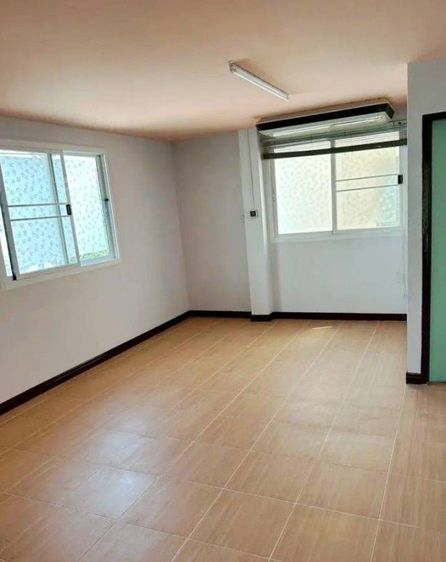 มีบางส่วน Semi-detached house for rent Sukhumvit 101-1, Only 30,000 partly furnished, can register รูปที่ 2