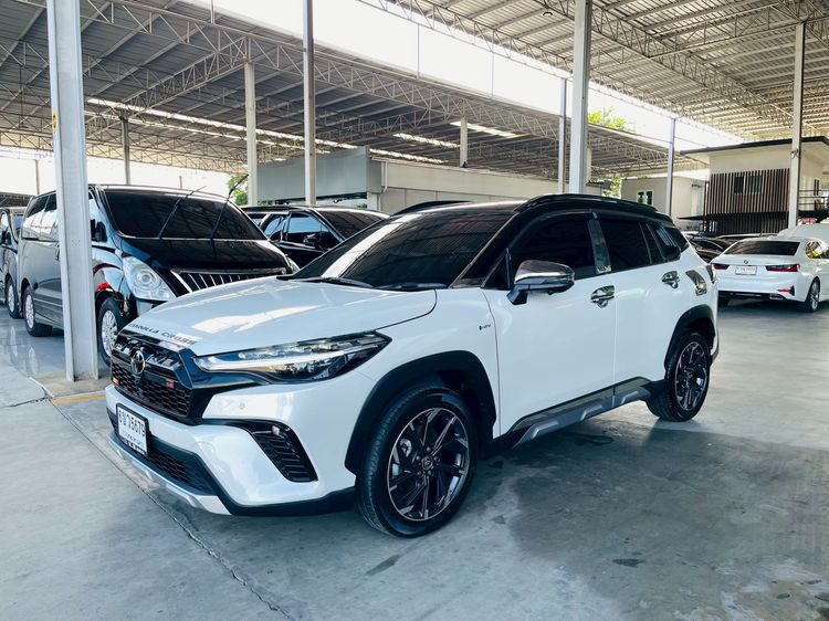 รถ Toyota Corolla Cross 1.8 HEV GR Sport สี ขาว