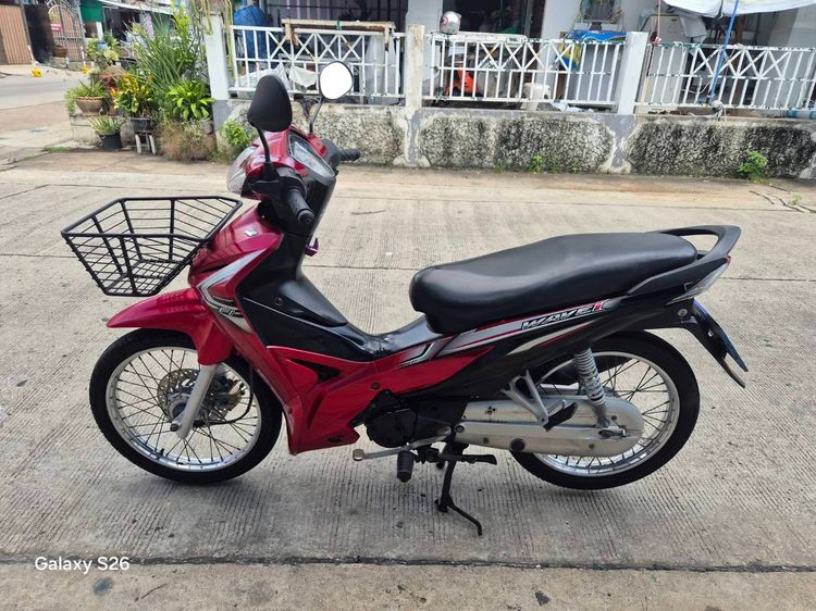 🛵ยังไงก็ขาย WAVE110 i ปี 58 เครื่องดี สีสวย สตาร์ทเท้า รถบ้านเดิมๆ เล่มชุดโอนครบ+เปลี่ยนถ่ายน้ำมันเครื่องฟรี ส่งฟรี30 ก.ม รูปที่ 2