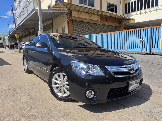 รถ Toyota Camry 2.4 Hybrid สี ดำ