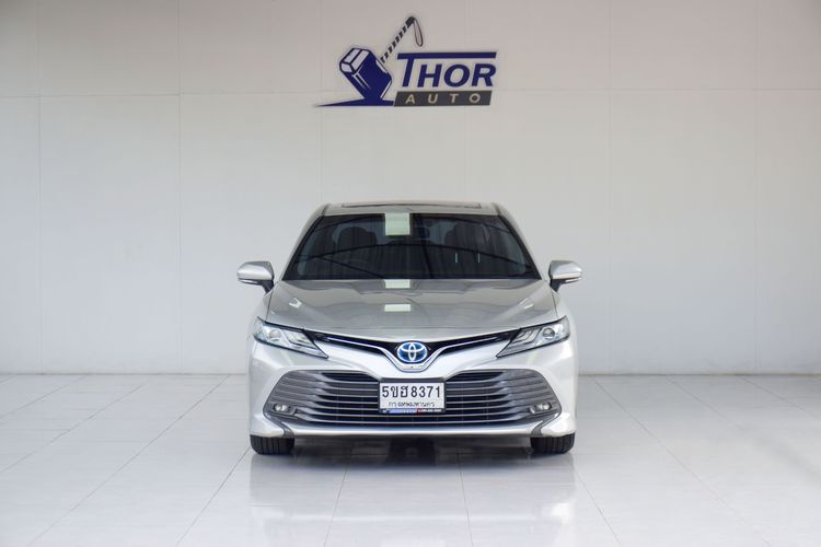 Toyota Camry 2020 2.5 Hybrid Sedan ไฮบริด เกียร์อัตโนมัติ บรอนซ์เงิน รูปที่ 2