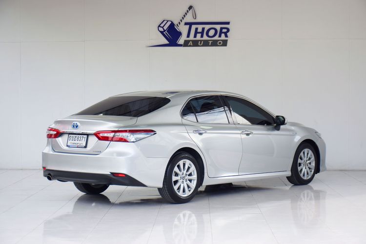 Toyota Camry 2020 2.5 Hybrid Sedan ไฮบริด เกียร์อัตโนมัติ บรอนซ์เงิน รูปที่ 4