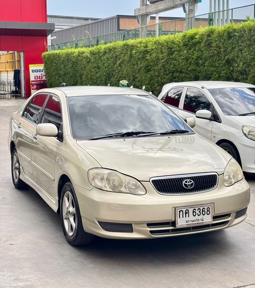 รถ Toyota Altis 1.6 E สี บรอนซ์ทอง