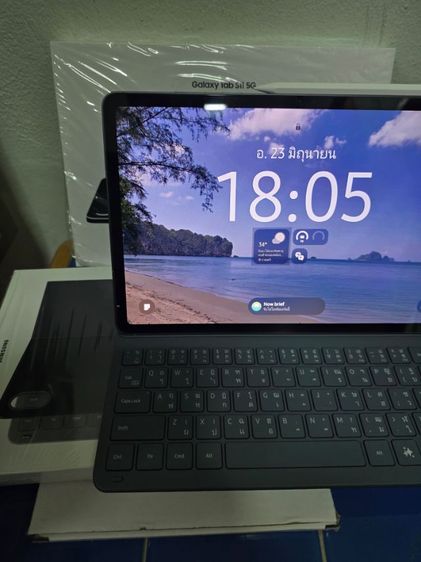 128 GB samsung Tab S11 5G. 12-128 Ai book cover keyboard