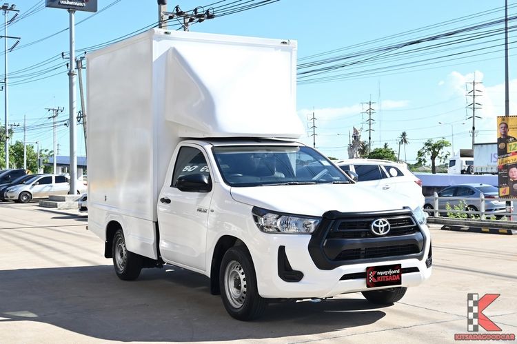 Toyota Hilux Revo 2021 2.4 Entry Pickup ดีเซล ไม่ติดแก๊ส เกียร์ธรรมดา ขาว