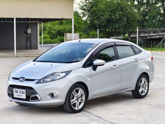 รถ Ford Fiesta 1.5 Sport สี เทา