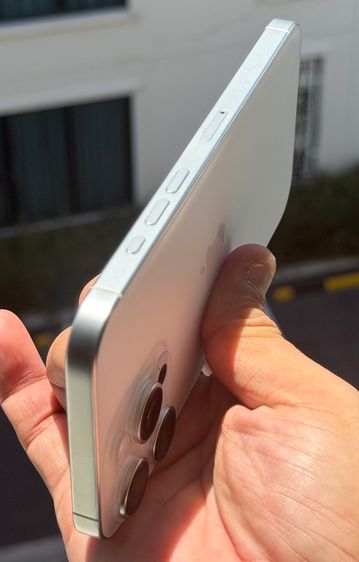 Iphone 16 PM ประกันAisCareเหลือๆ เจ้าของขายเอง สภาพกริบไม่มีรอย รูปที่ 5