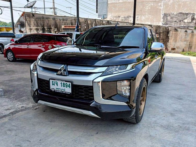 รถ Mitsubishi Triton All New Mega Cab 2.5 GLX สี ดำ