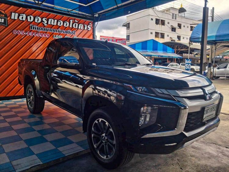 Mitsubishi Triton 2018 All New Mega Cab 2.4 GT Plus Pickup ดีเซล ไม่ติดแก๊ส เกียร์ธรรมดา ดำ รูปที่ 3