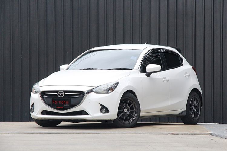 รถ Mazda Mazda 2 1.5 XD Sports High Plus สี ขาว