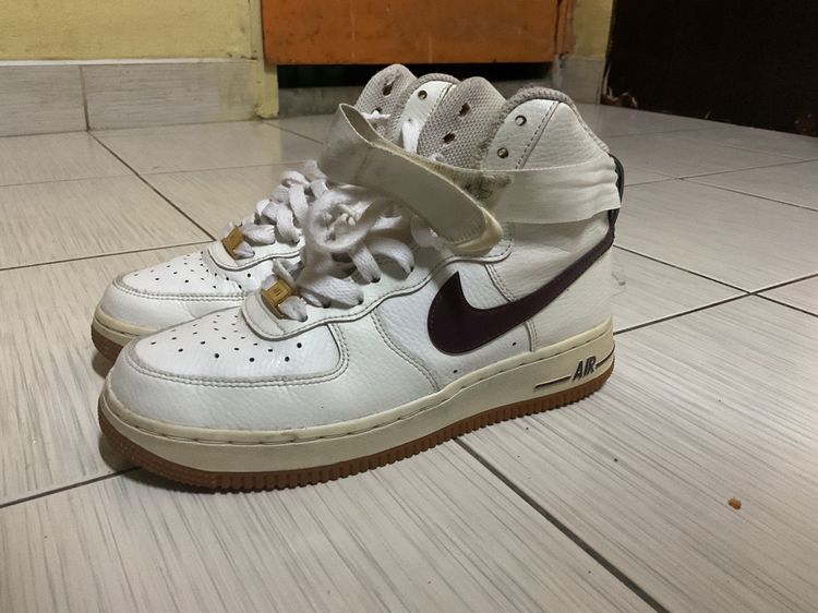 รองเท้าผ้าใบ UK 4.5 | EU 37 1/3 | US 6 ขาว Nike Air Force 1 High 