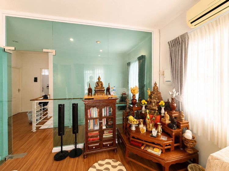 มีบางส่วน บ้านเดี่ยวแปลงมุม หมู่บ้านมัณฑนา รามอินทรา–วงแหวน พร้อมอยู่ ใกล้ Fashion Island เพียง 5 นาที รูปที่ 3